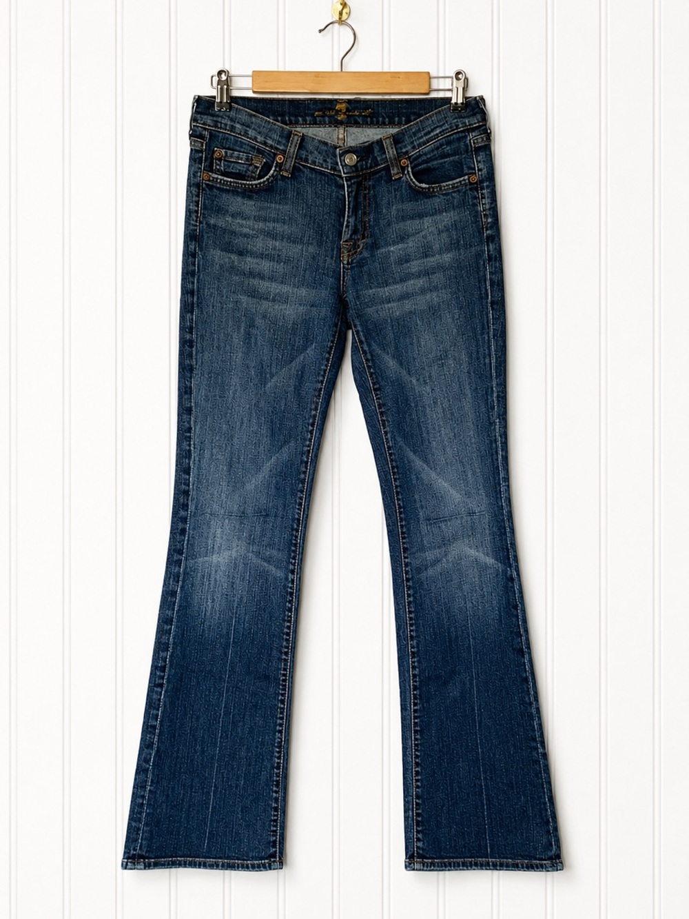 7 For All Mankind Bootcut Jeans in Size 28 | Medium Wash-Low-Rise Stretch Denim - Picture 4 of 16
